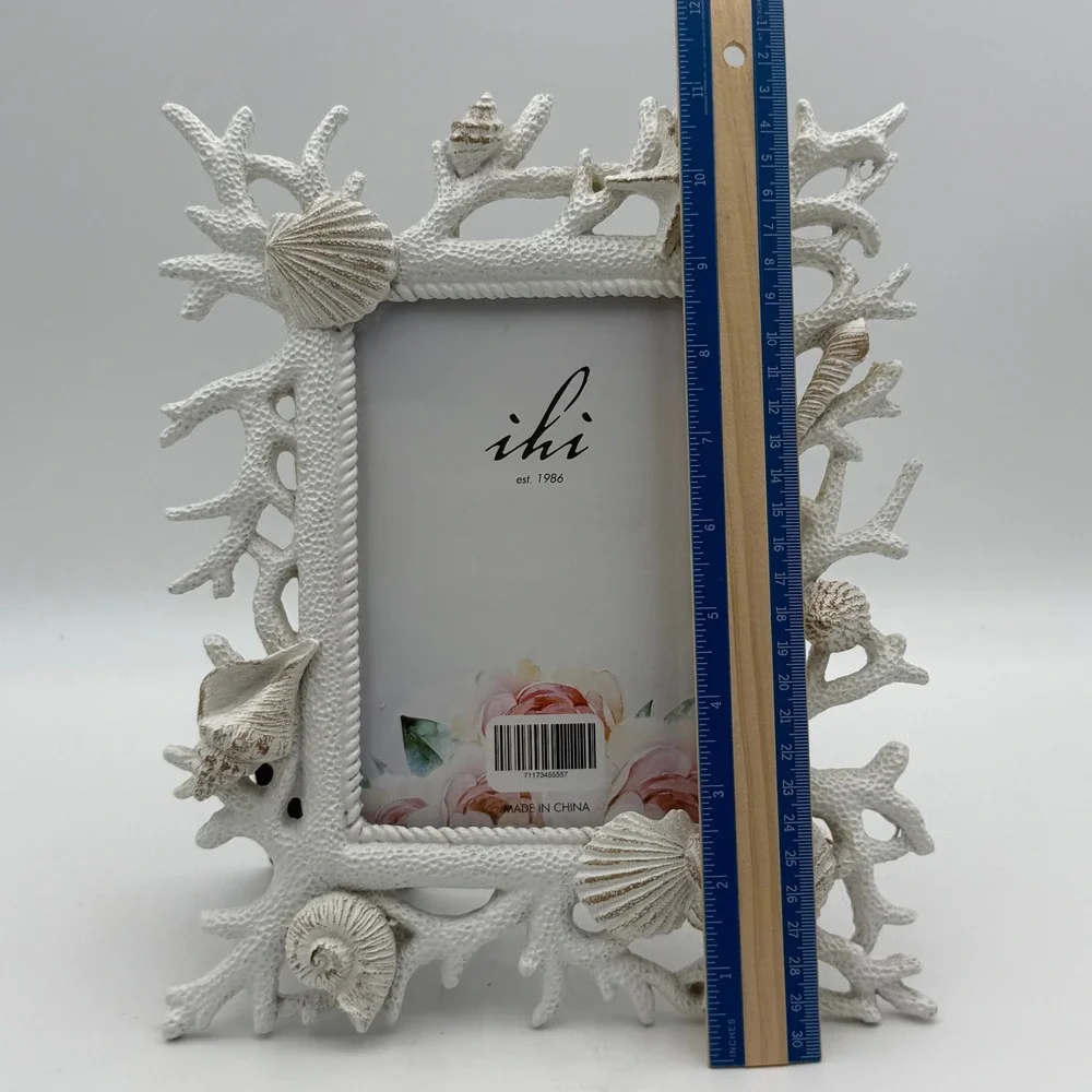 IHI White Coral Seashell Photo Frame 4x6 Coastal Nautical Beach Decor 676007